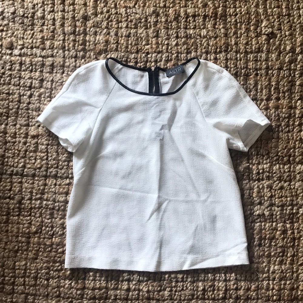 ASTR white Blouse
